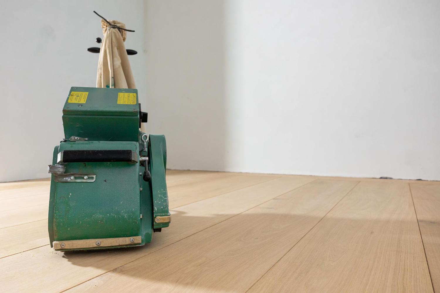 cyklinowanie podłóg drewnianych