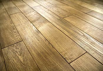 Podłoga drewno jasne